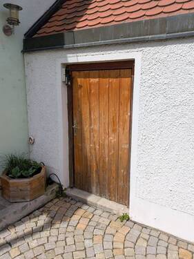 Nebengebäude bei der Garage - 