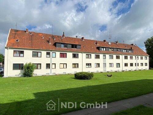 Gebäudefassade - 1 Zimmer Mehrfamilienhaus, Wohnhaus in Glückstadt