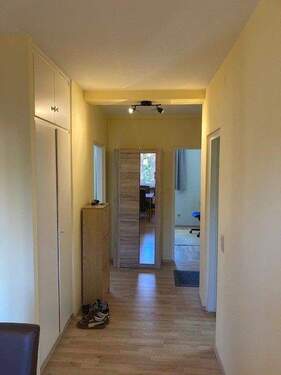 Flur - Etagenwohnung mit 68,00 m² in Nürnberg zur Miete