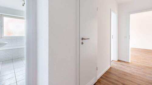 Flur - 2 Zimmer Etagenwohnung in Henstedt-Ulzburg