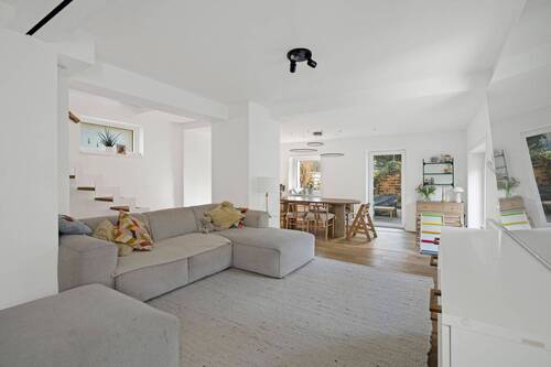 Wohnzimmer_III - Etagenwohnung mit 165,00 m&sup2; in Hannover zum Kaufen