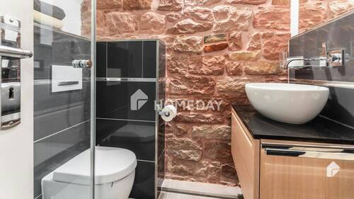 KG Badezimmer 2 - 