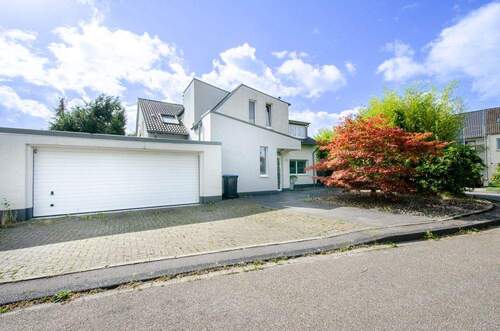 Außenansicht - 3 Zimmer Etagenwohnung zur Miete in Hattingen