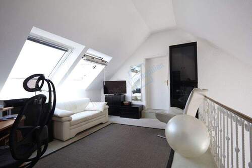 GALERIE / BÜRORAUM - 