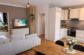 Wohnzimmer - Helle 2-Zimmer Wohnung in Berlin-Neukölln