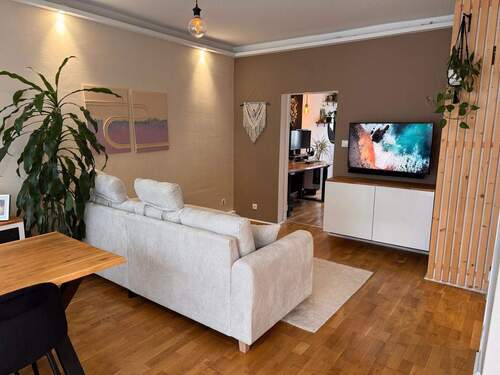 Wohnzimmer - 2 Zimmer Etagenwohnung zum Kaufen in Berlin