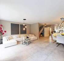 PHI AACHEN - Familienfreundliches Wohnjuwel mit Stellplätzen auf sonnenverwöhntem Grund in Eschweiler!