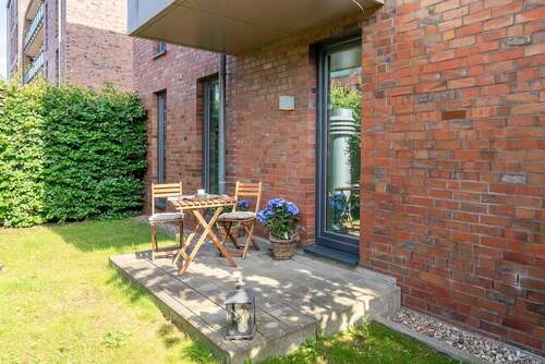 Terrasse mit Garten - 