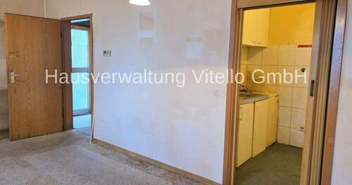 Wohn- und Esszimmer - Zugang Küche - 