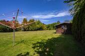Garten mit Gartenhaus - 