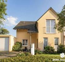 BERK Immobilien - Licht, Ruhe & Weitblick: Ihr neues Zuhause in bester Lage von Haibach