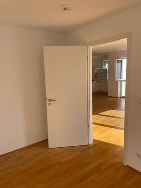 WhatsApp Image 2026-04-22 at 16.11.58 (1).jpeg - 