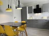 Küche mit Markeneinbauküche - 4 Zimmer Einfamilienhaus in Stralendorf