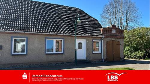 Haus Straßenansicht - Dorfidylle auf eigenem Grund - 128.000,00&nbsp;EUR Kaufpreis, ca.&nbsp; 86,00&nbsp;m&sup2;&nbsp;Wohnfl&auml;che