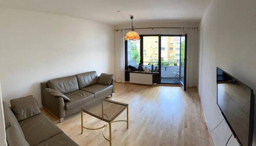 Bild 1 - , Charmante 2,5-Zimmer-Wohnung in attraktiver Seenähe von Konstanz (Mediamarkt Petershausen-West)
