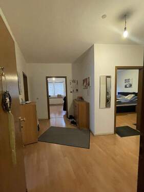 Diele - Etagenwohnung mit 76,10 m² in Duisburg Marxloh zur Miete
