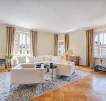 Zeitlose Eleganz. Großzügige Altbauwohnung in Jugendstil-Palais. - München Schwabing-West