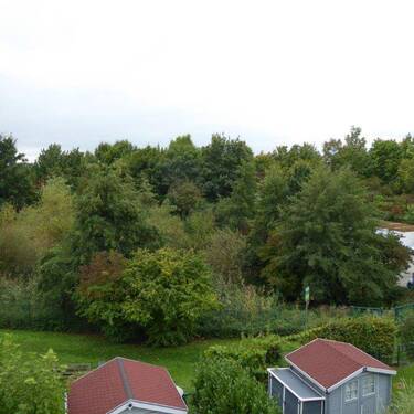 Ausblick vom Balkon - Attraktive Maisonette-Wohnung in beliebter, begehrter Wohnlage!