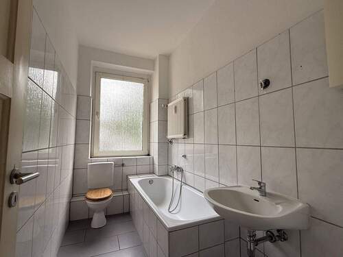 Badezimmer - 3 Zimmer Etagenwohnung in Gelsenkirchen