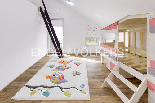 Kinderzimmer 1 mit Empore - 