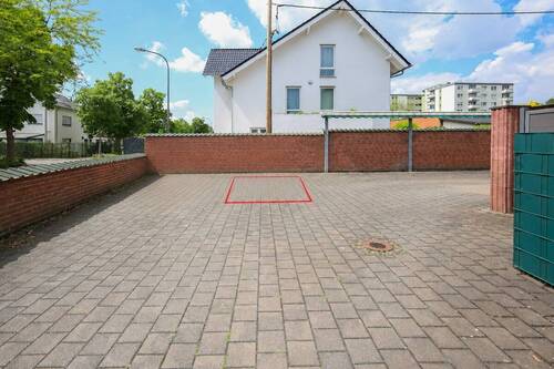 19364_Parkplatz geräumt - 