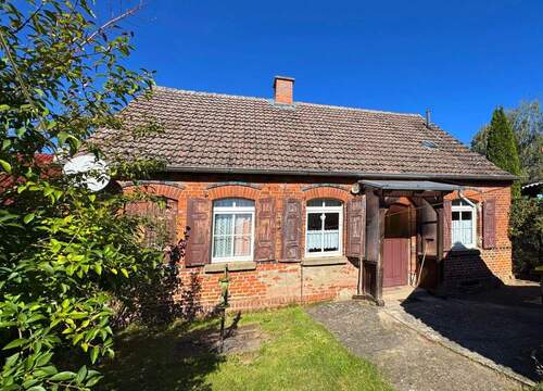 ...angenehm sonnig ist es auf dem Hof - Einfamilienhaus mit 72,00 m&sup2; in Aland zum Kaufen