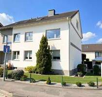 Sahnestück im Dortmunder Süden - 3 Familienhaus im Top-Zustand