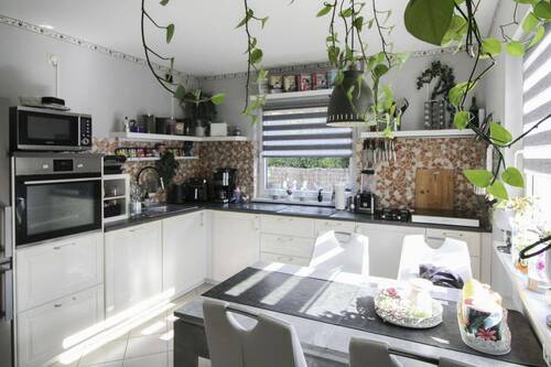 Einbauküche - 4 Zimmer Einfamilienhaus zum Kaufen in Berlin