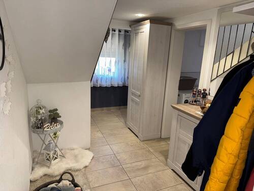 Eingangsbereich EG - 5 Zimmer Einfamilienhaus in Albstadt-Onstmettingen