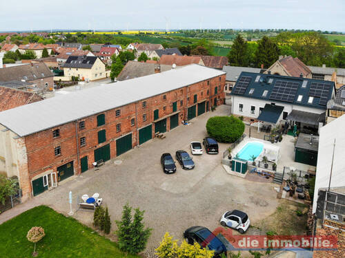 Vogelperspektive zum Nebengelass - 