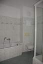 Bad mit Badewanne + Dusche - 