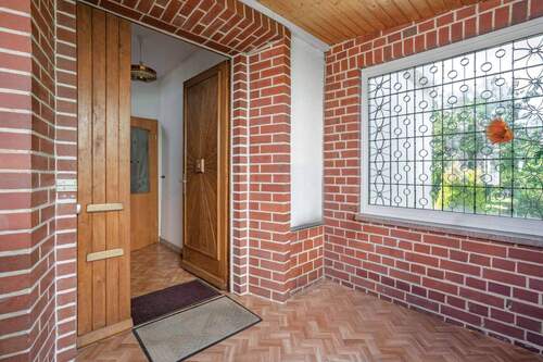 Veranda - 7 Zimmer Mehrfamilienhaus, Wohnhaus in Güstrow