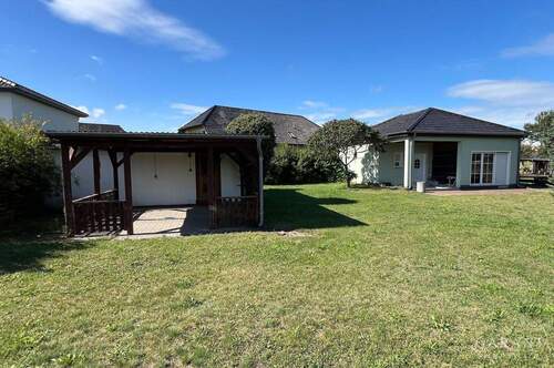 Carport Gästehaus - 