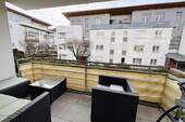 Balkon - Etagenwohnung mit 70,50 m&sup2; in Stuttgart zum Kaufen