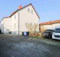 MFH in Bergen - Wohnen & Vermieten mit Ausbaupotenzial im Dachgeschoss - Bergen auf Rügen