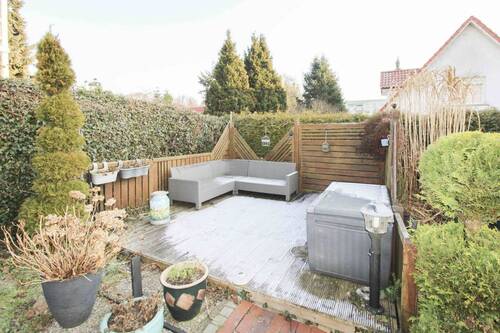 Terrasse 2 - 7 Zimmer Mehrfamilienhaus, Wohnhaus zum Kaufen in Bergen auf Rügen