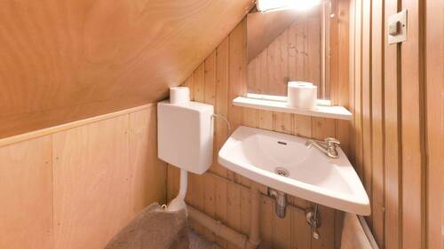 DG WC - 