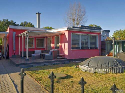 re Bungalow Straße - 