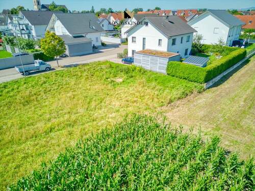 Angrenzend an das bestehende Haus - 