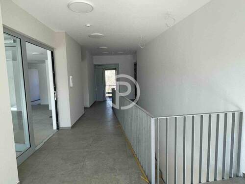 OG_Treppenhaus - Büro in Weinstadt