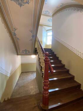 gepflegtes Treppenhaus - 