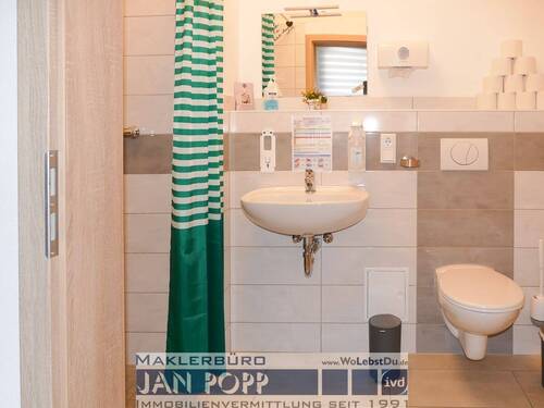 WC mit Dusche - 