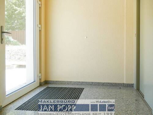 2. Eingangsbereich zum Lift - 