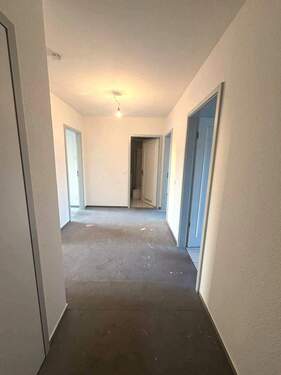 Großzügiger Eingangsbereich mit Wohlfühlfaktor - 3 Zimmer Terrassenwohnung zur Miete in Berlin