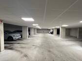 Tiefgaragenstellplatz - 