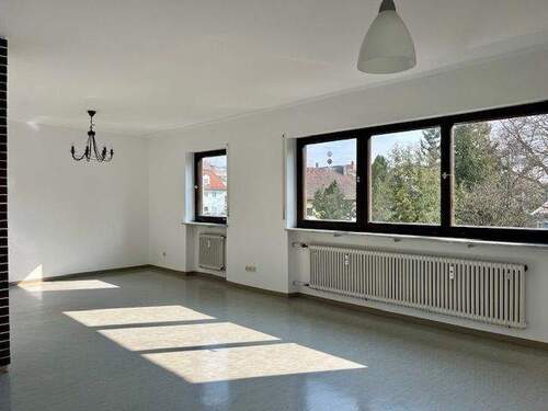 Wohnzimmer - 2 Zimmer Etagenwohnung zur Miete in Gröbenzell