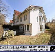 Idyllische Familienheim: Modernes Reiheneckhaus in München-Forstenried Nähe Forstenrieder Park
