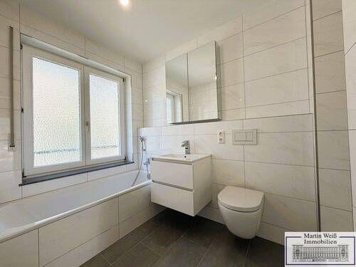 Blick in das Badezimmer - 