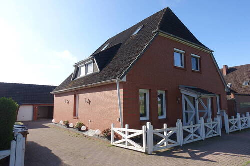 Straßenansicht - Bruchhausen-Vilsen: renoviertes Zweifamilienhaus in ruhiger Lage am Ortsrand