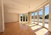 Wohnzimmer Erdgeschoss - Mehrfamilienhaus, Wohnhaus mit 208,20 m&sup2; in Lohfelden zum Kaufen
